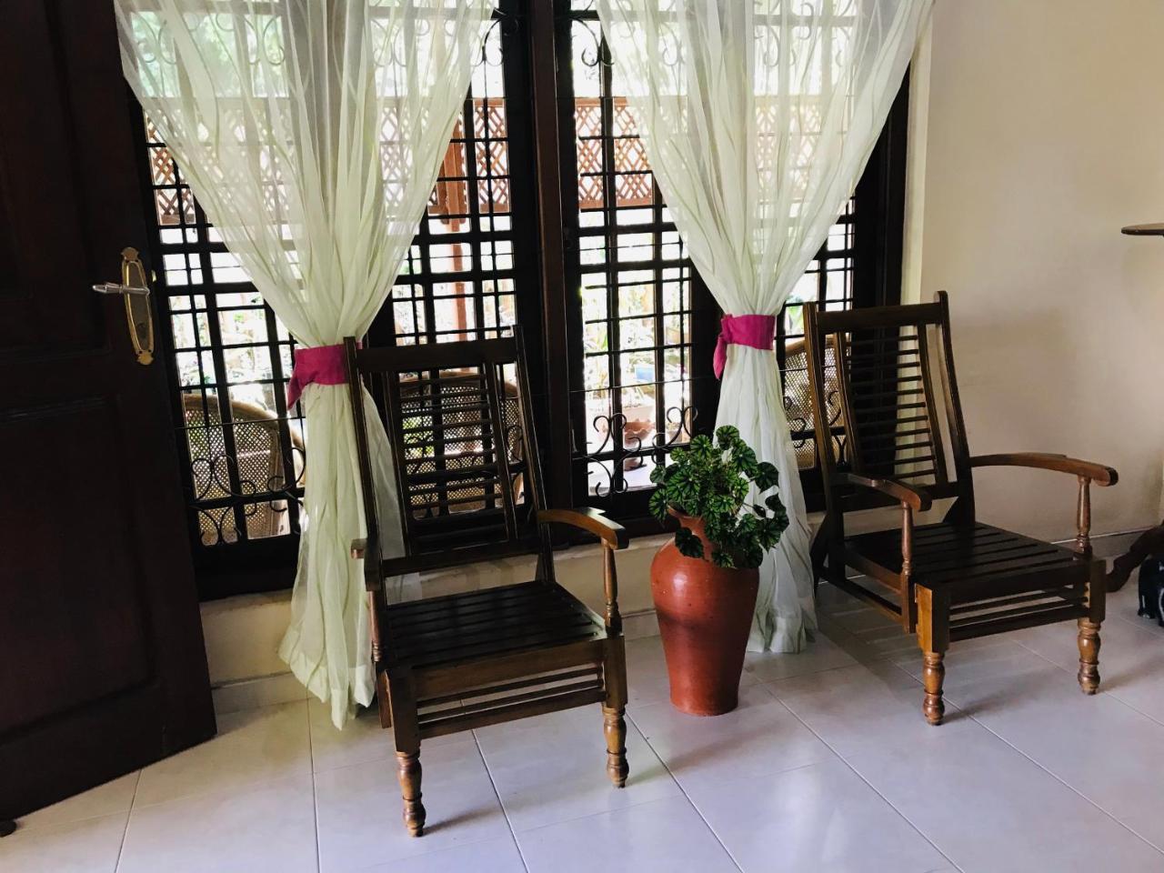 Unique Villa Kandy Exteriör bild