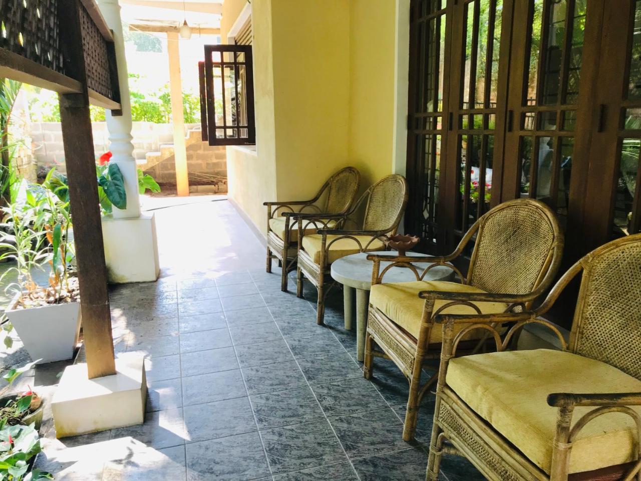 Unique Villa Kandy Exteriör bild