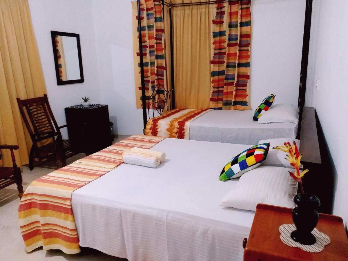 Unique Villa Kandy Exteriör bild